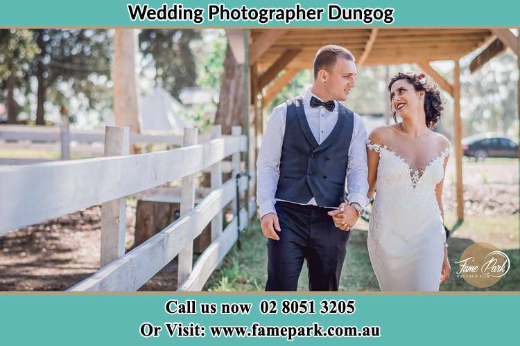 How do I ask my wedding photographer for discounts
